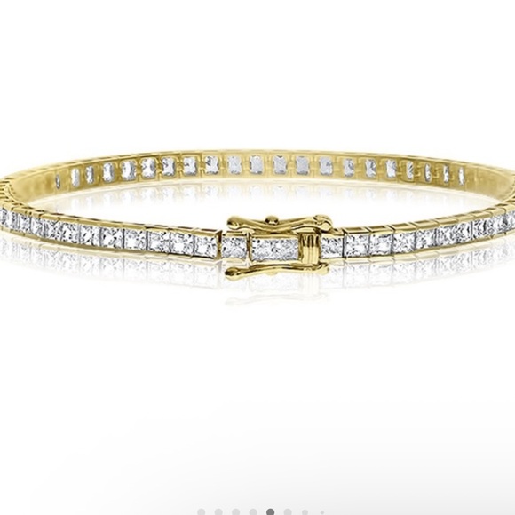 18k Petite Princess Tennis Bracelet - Picture 5 of 9